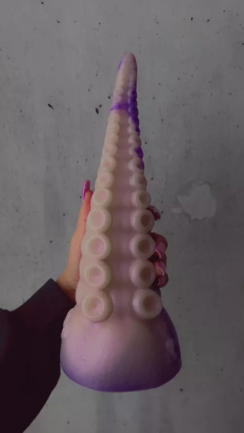 Just received L Ika in the mail yesterday 🥹🥹 she’s absolutely beautiful 💗