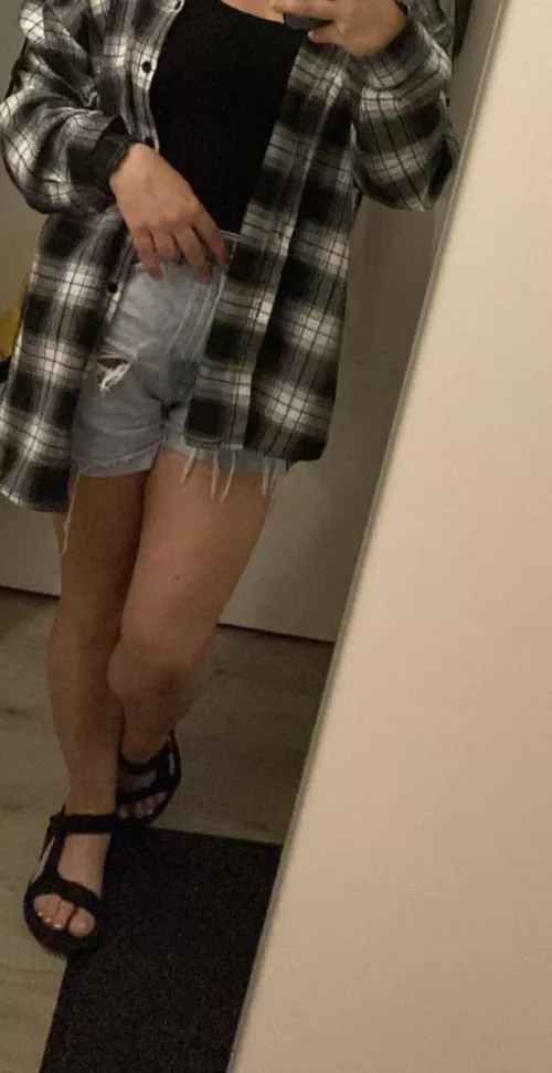 Leg and feet for you