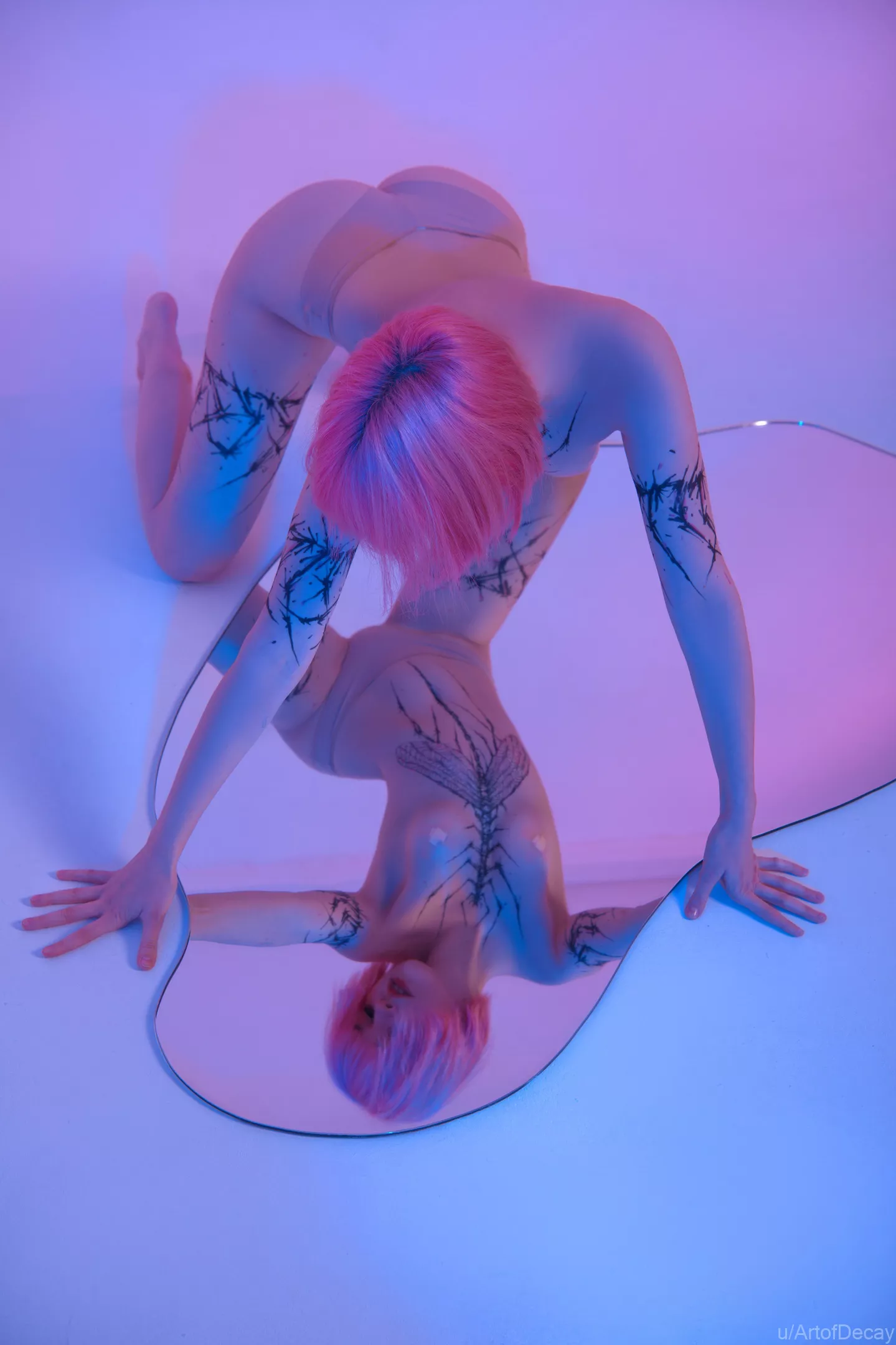 My body painting on Tenletters