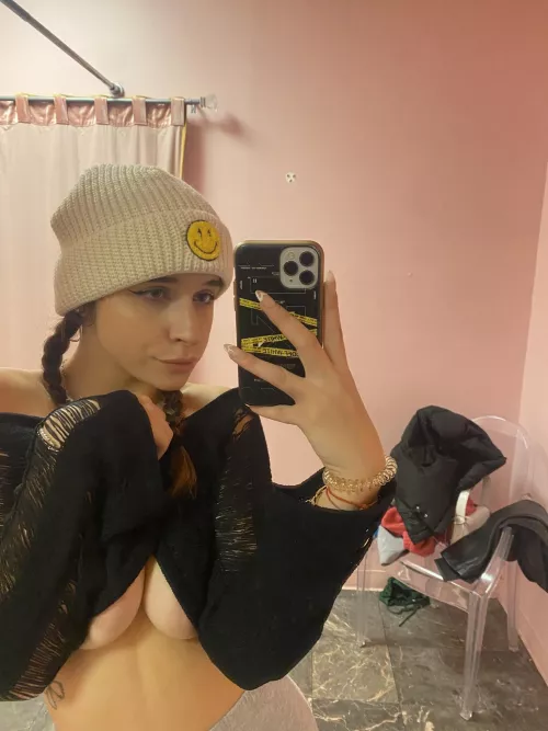 No bra for you today I hope you don't mind