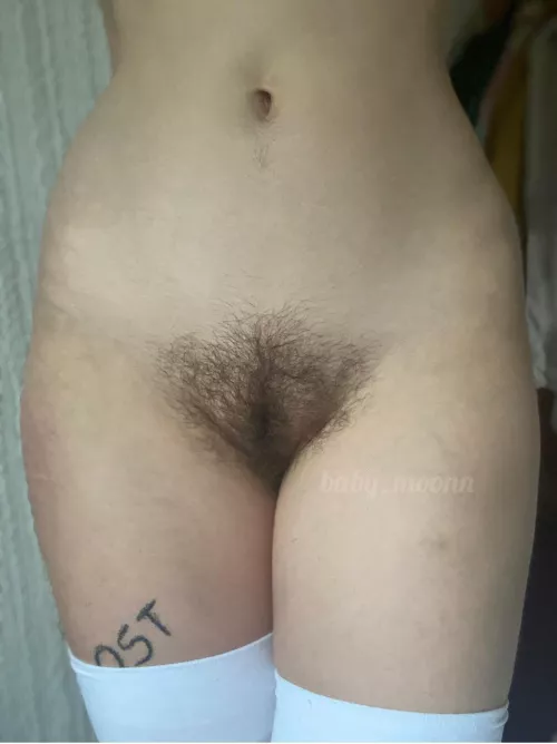 Pussy just looks so much better with hair!