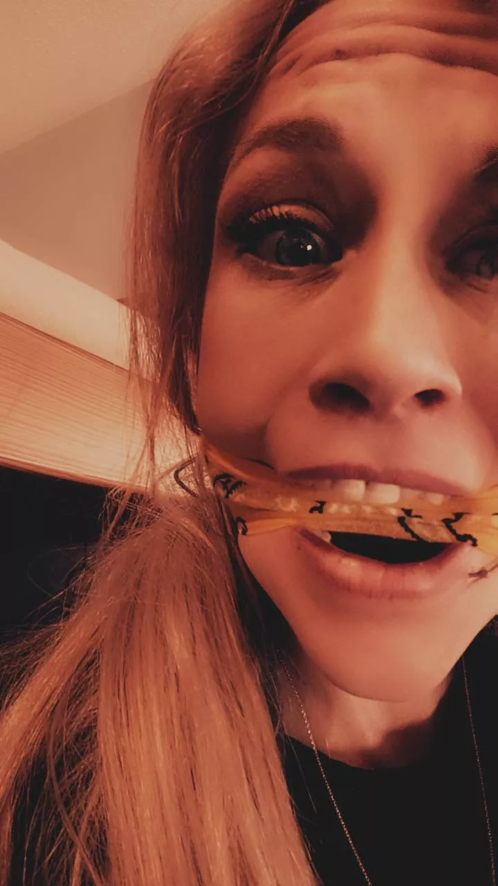 Such a good gagged girl lmao 😂