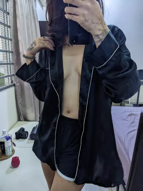 Would you come home and play with me tonight?🌹