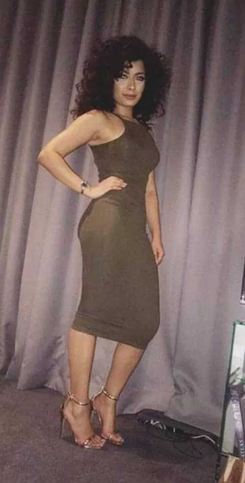 Any hung white cock for a bengali?