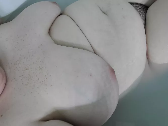 Anyone want to chat 😉