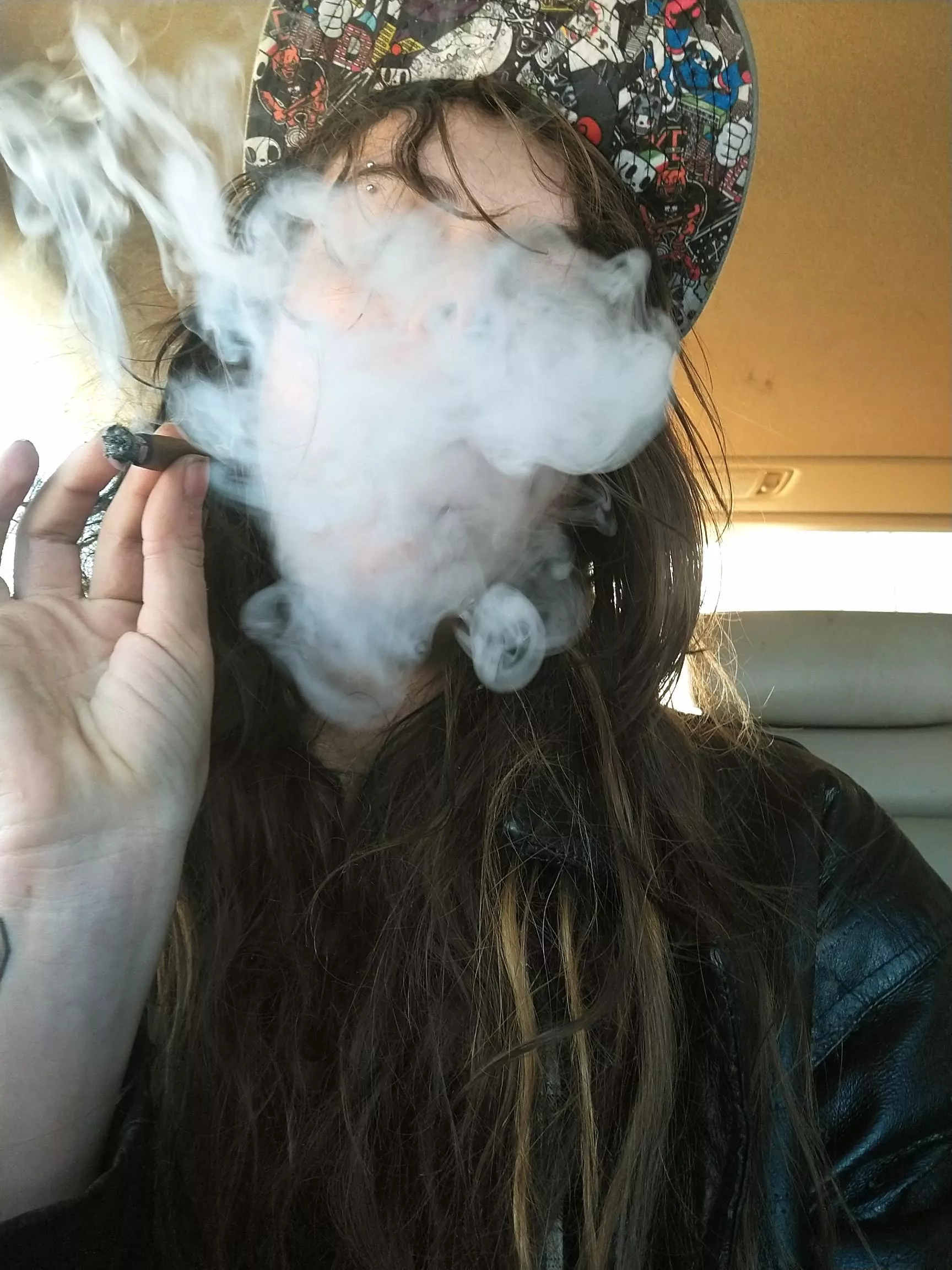 Daddy really needs to ash this... Which hole should I be using again?😈💨