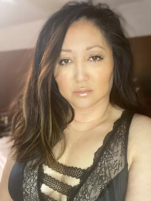 Drinking strawberry mimosa Vizzy’s and feeling good