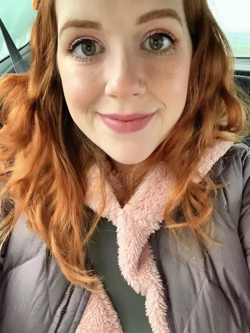 [F]eeling very happy tonight! 🥰