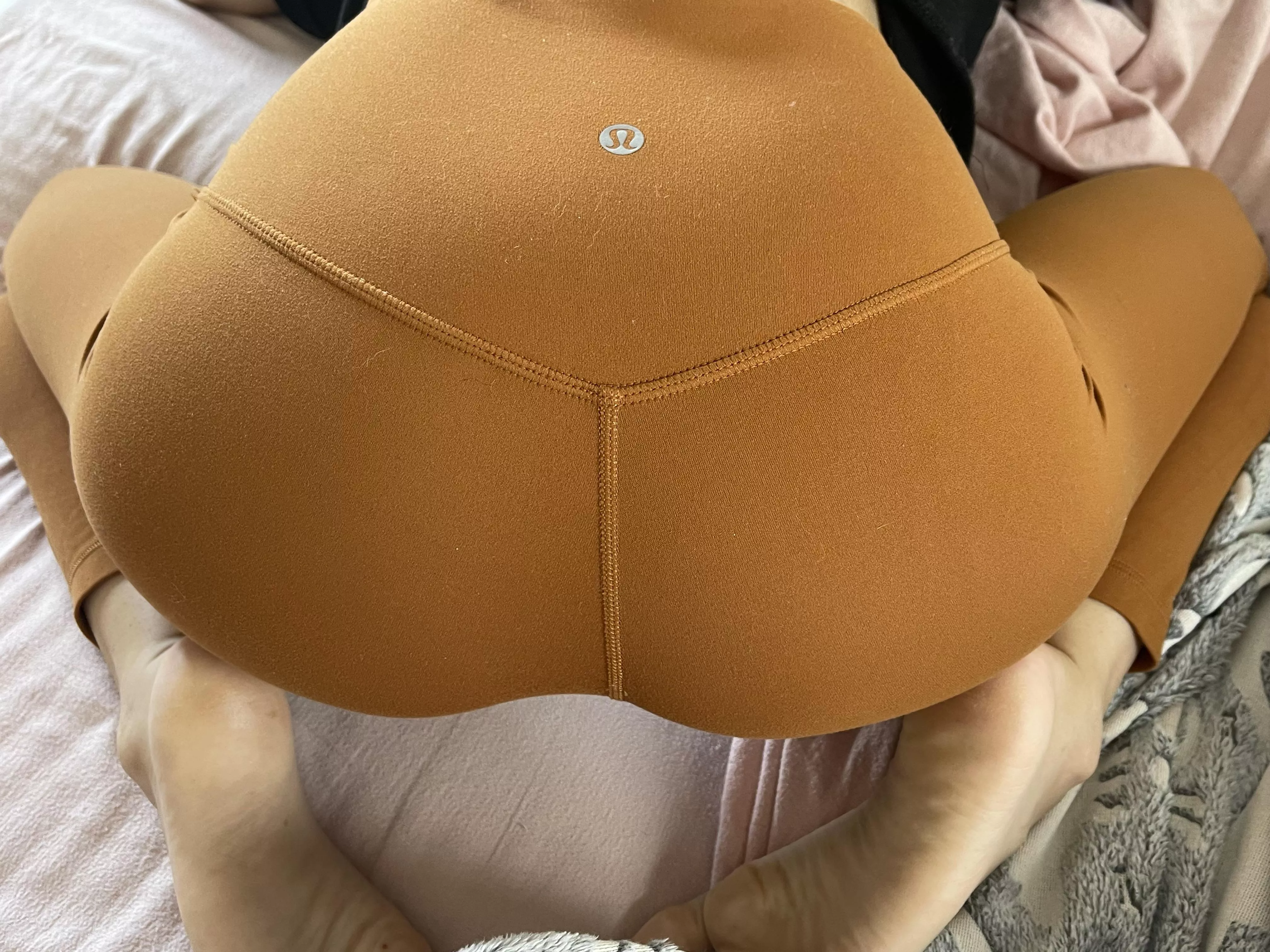 Getting u wet 💦 before we sweat 💦