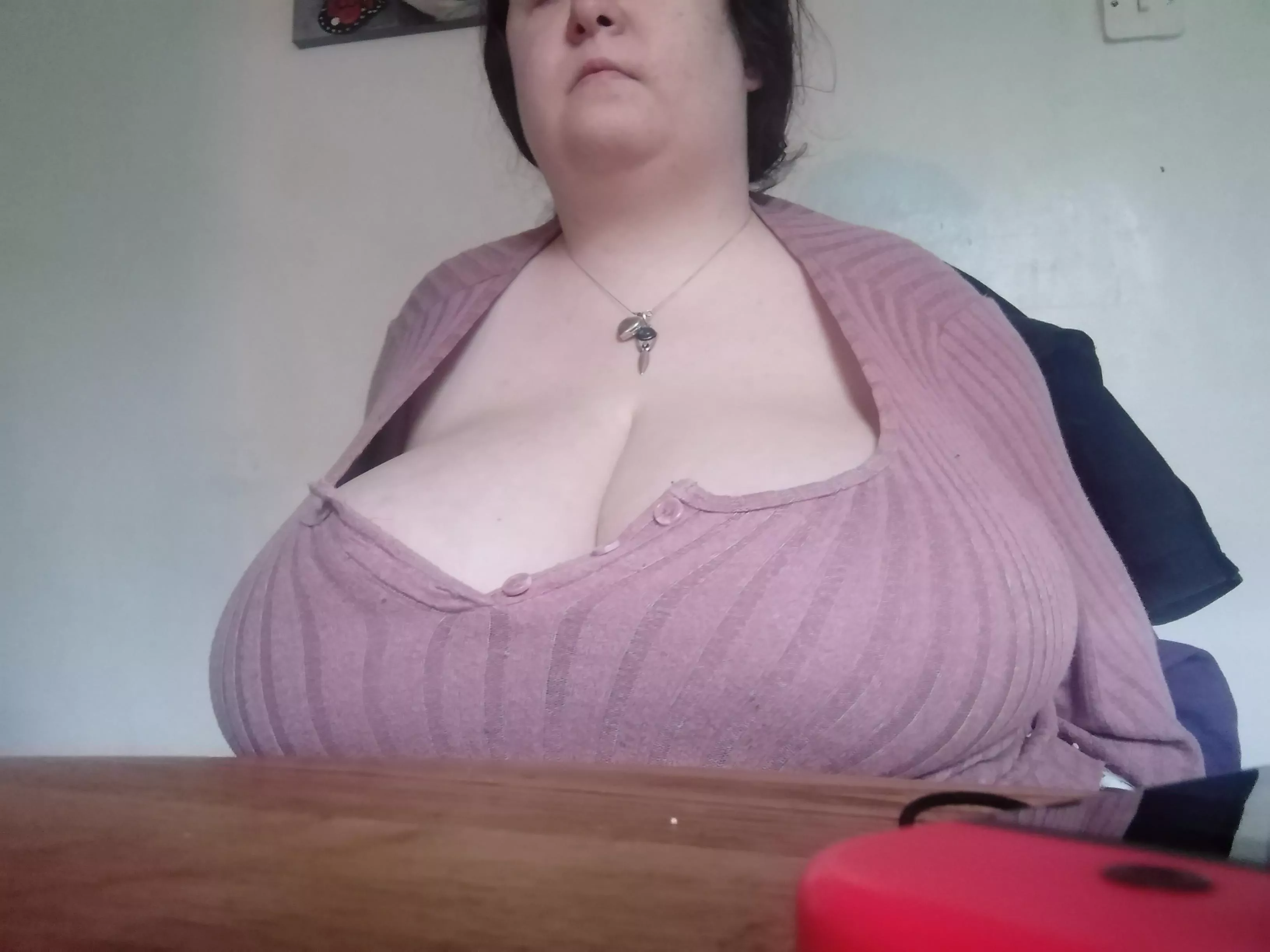 Happy Sunday ! All i want to do is nap on Sundays