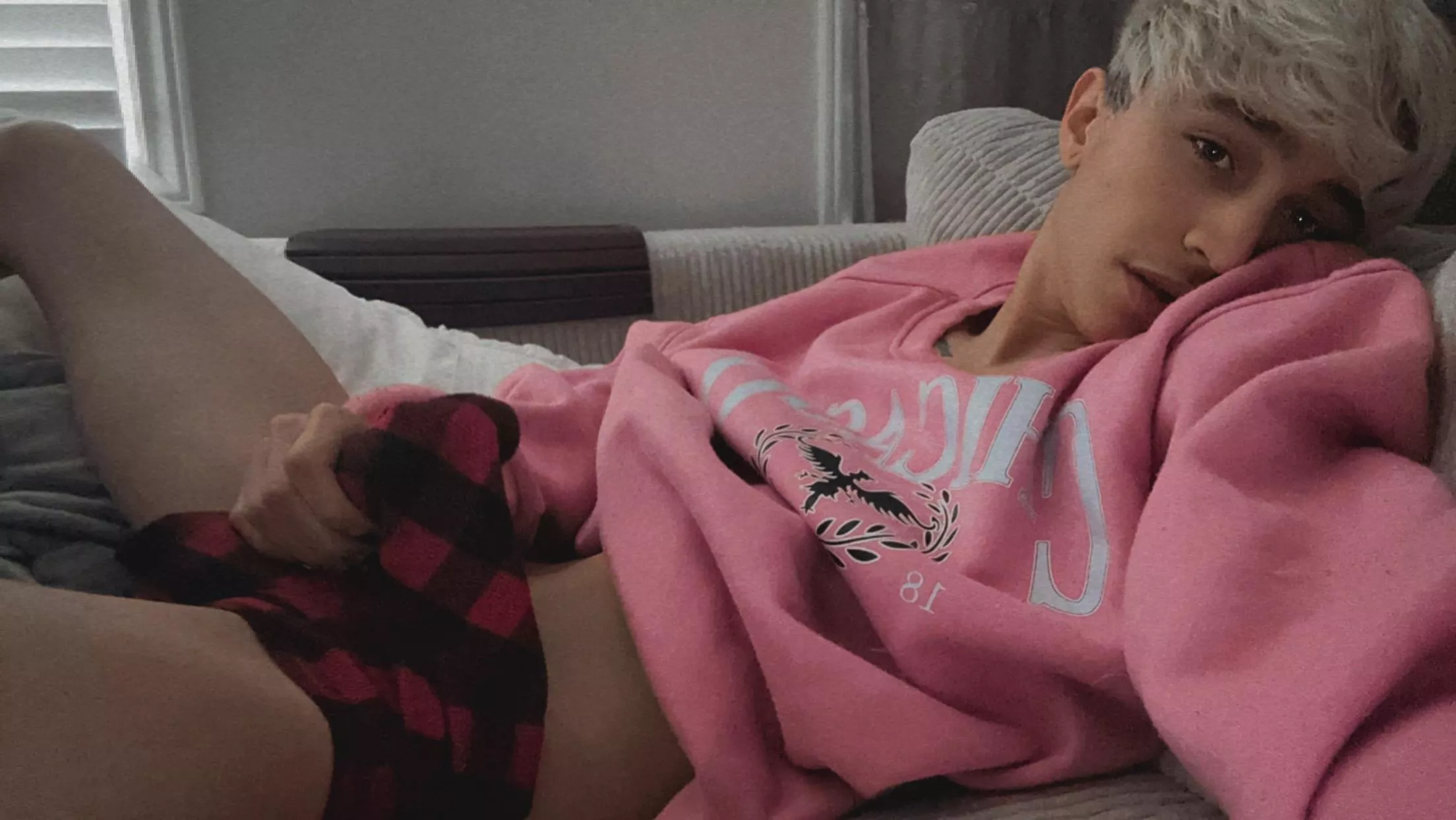 help me with this twink cock 🥺?