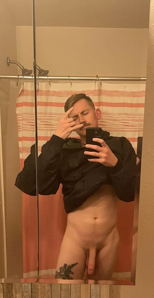 Hope everyone’s weekend is rad 🤘🏻