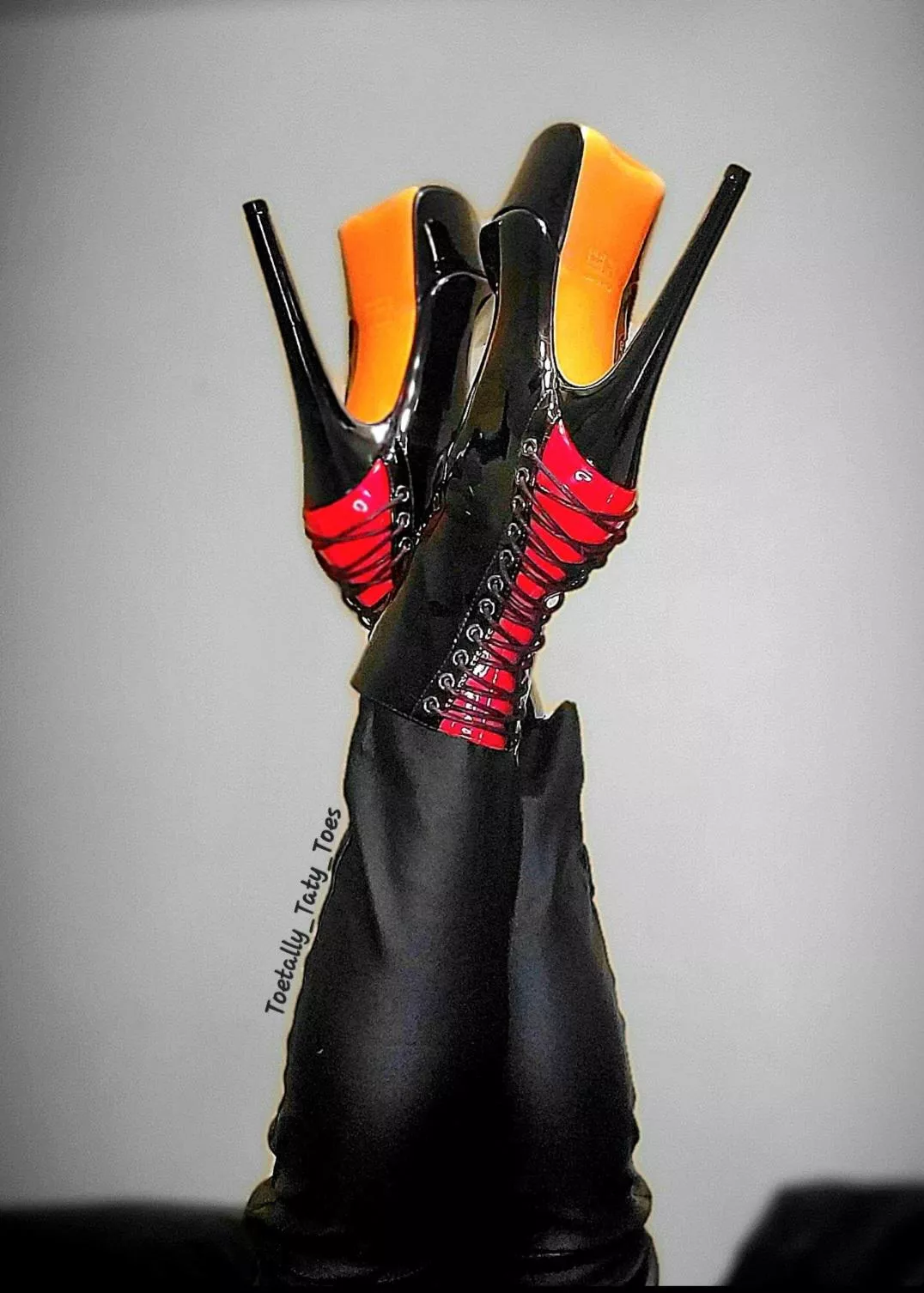 I don't do the walk of shame, I STRUT [OC].