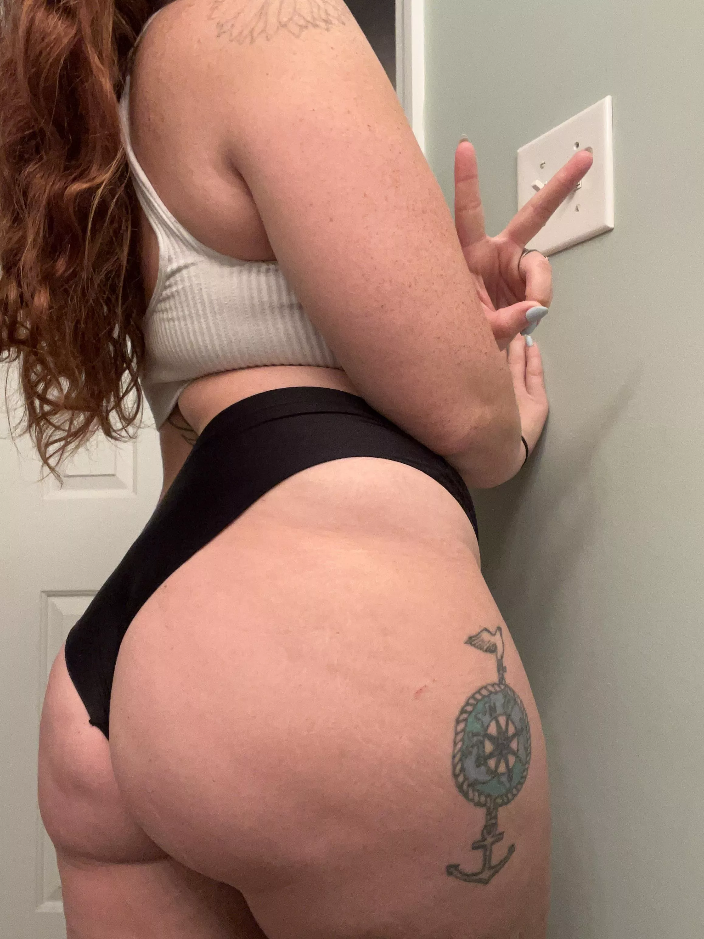 I hope this ass catches your eye tonight