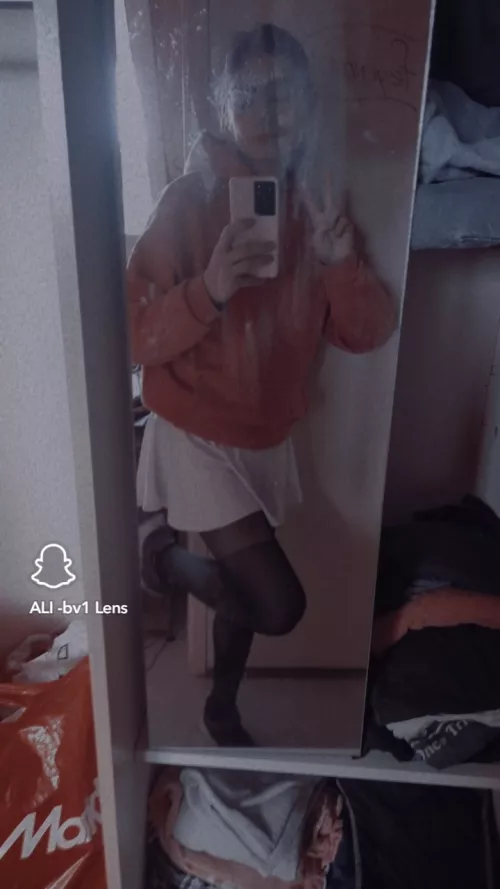 I love this outfit! Do you guys too? 🥺🥰