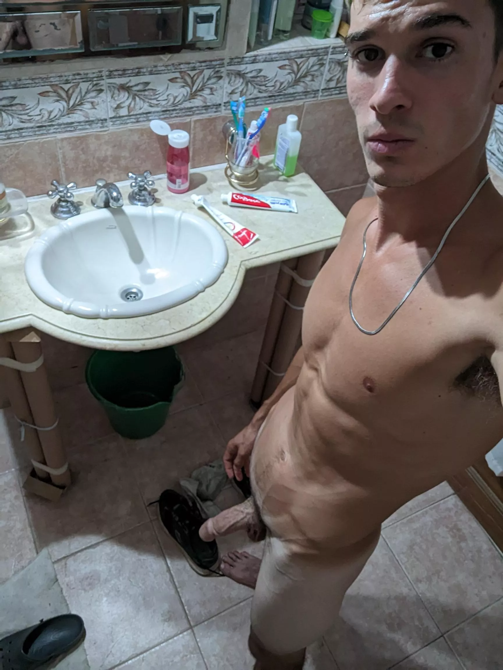 I'm horny babe 🥵🥵😼 do u wanna play with me?