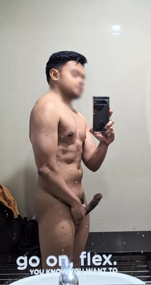 Just following the mirror's instructions