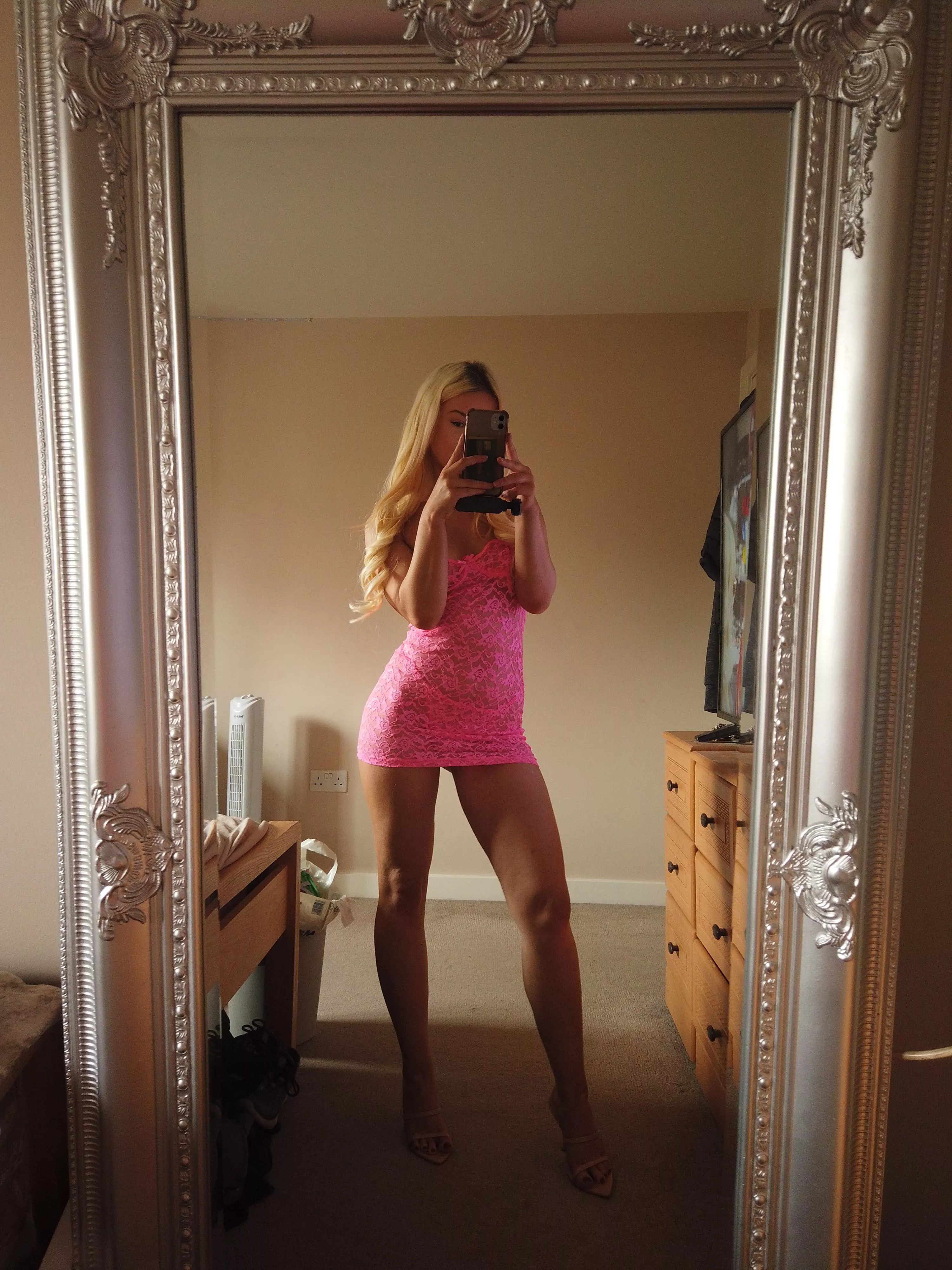 Let me wrap these legs around you..