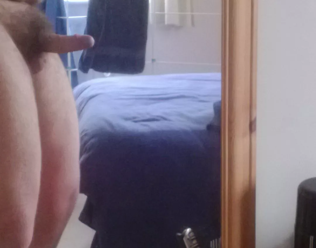 Stumbled across a dick pic from 10 years ago lol don't think I've ever had a bush like that since haha!