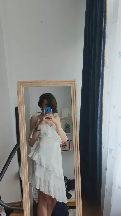 throwback to my prom dress :>