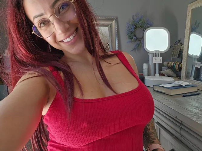 Weekends are made to go braless!