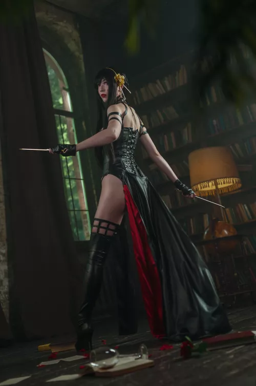 Yor Forger cosplay by BellatrixAiden