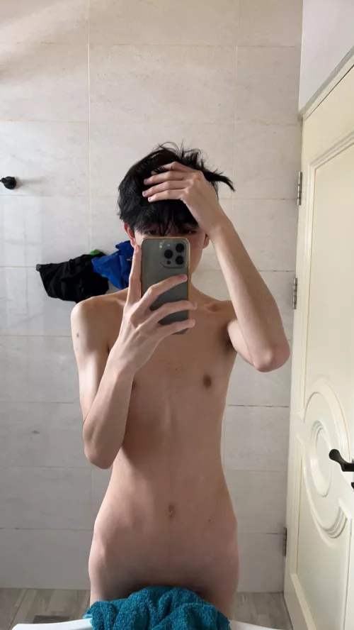 any big bros want to help out their lil bro? top++ (snap:ianaiko1311)