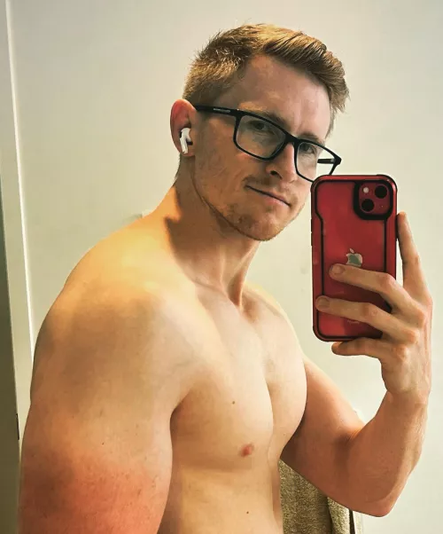 Chest is popping despite training back and shoulders πͺ