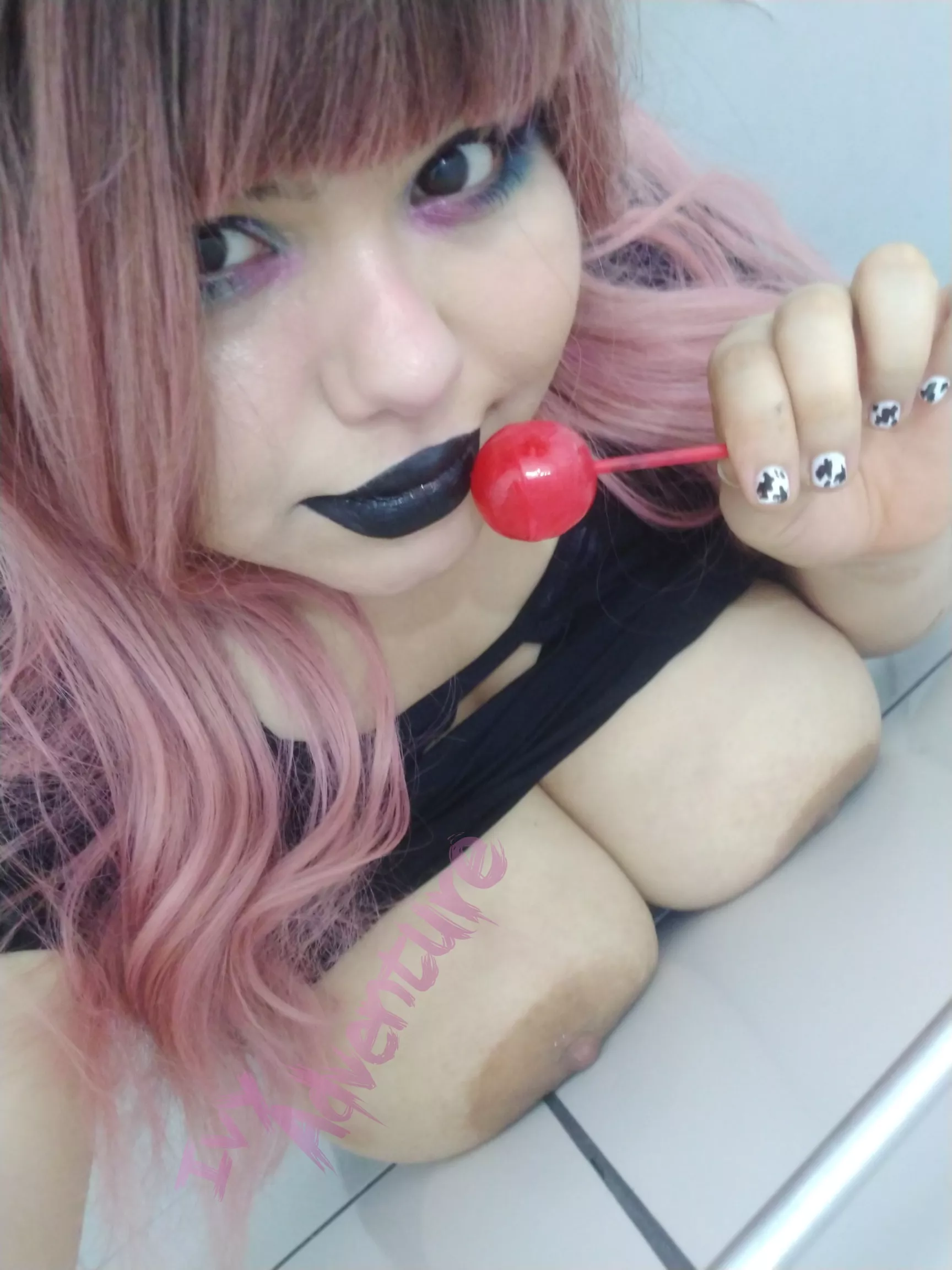 come suck my breasts 💦