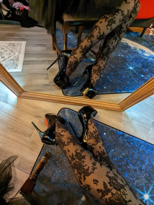 Do you like these patterned tights?