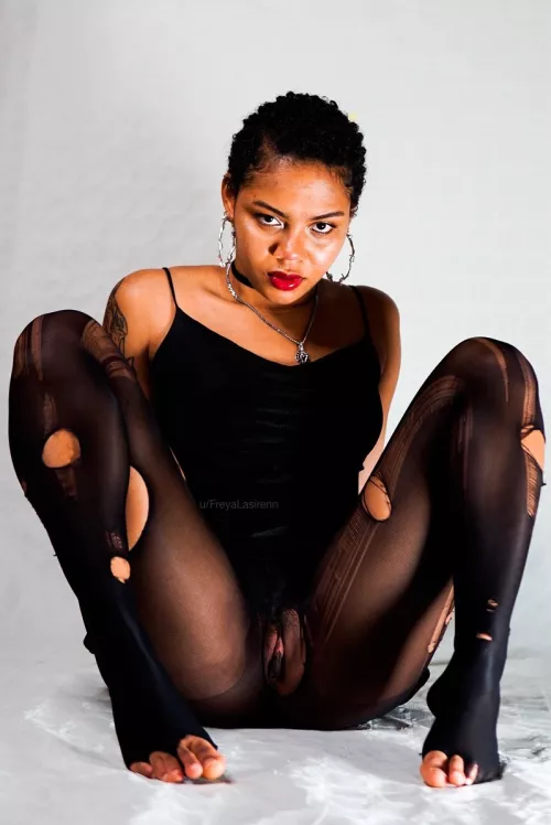 Everyone likes black