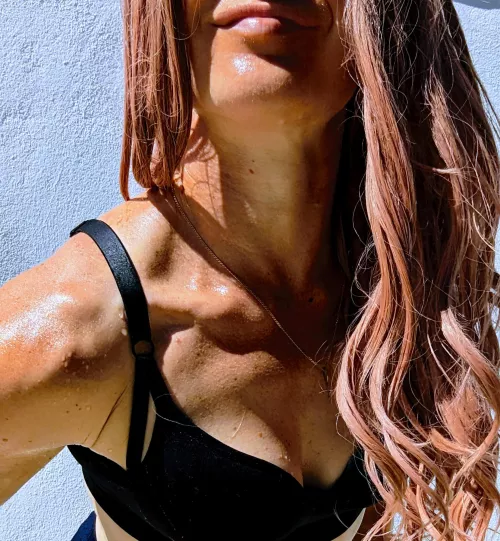 Feel me hot with all sweat dripping