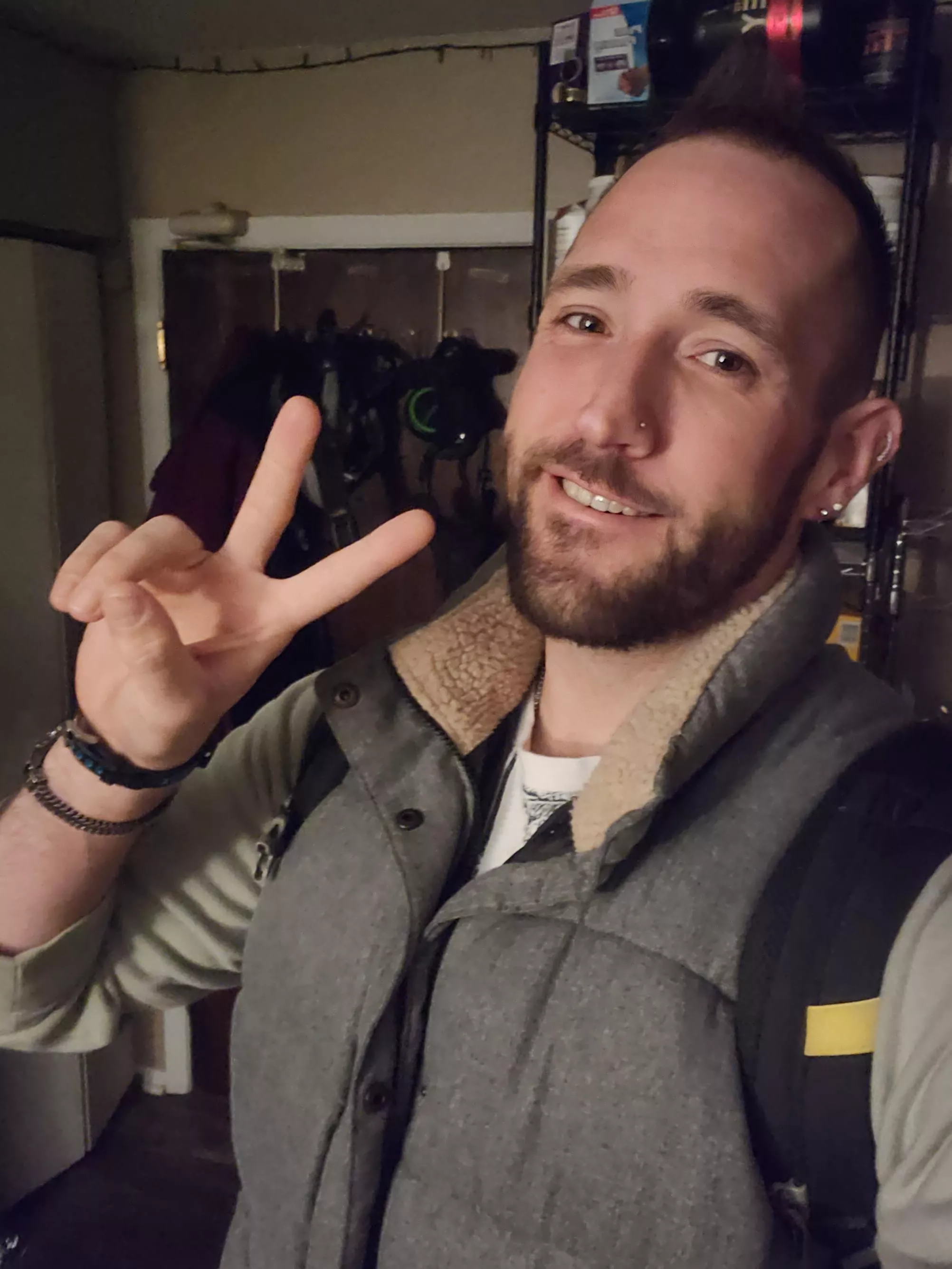 Here's to you having the best Monday ever! You're amazing! Never forget that! Here's to you having the best Monday ever! You're amazing! Never forget that!