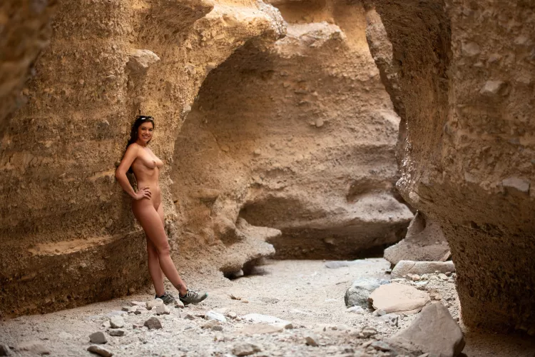 Hiked through the canyon like this for about a mile…