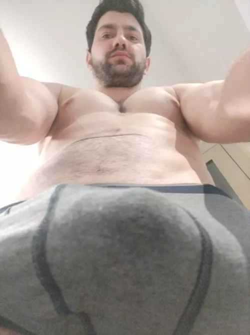 Howdy! I woke up like this 🙄