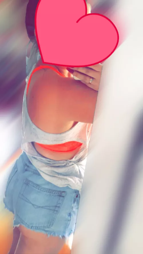 I (38M) can’t get enough of my hot wife (27F) 🥵🔥. Anyone else wish they were coming home to her…