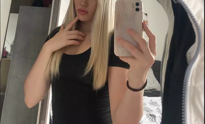 I wanna pop into your 3am thoughts