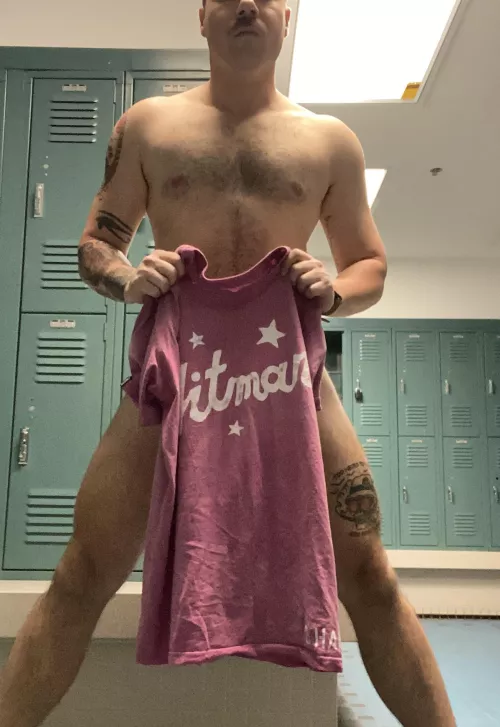 I’ll let you touch the world championship cock (I mean belt), if you can name this pro wrestler.