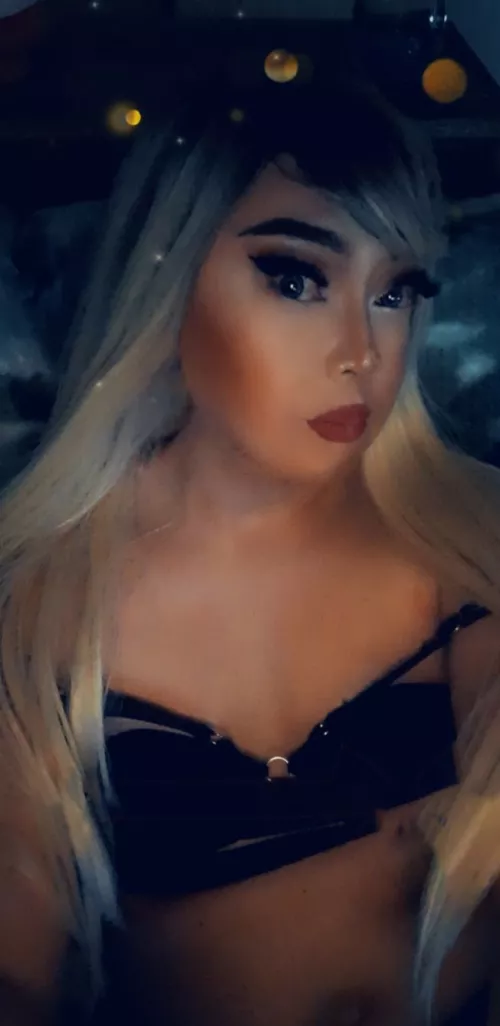 It's crazy how much I look like my exgf, but now I understand why she was such a slut ...it's soo much fun! 🤭 xo