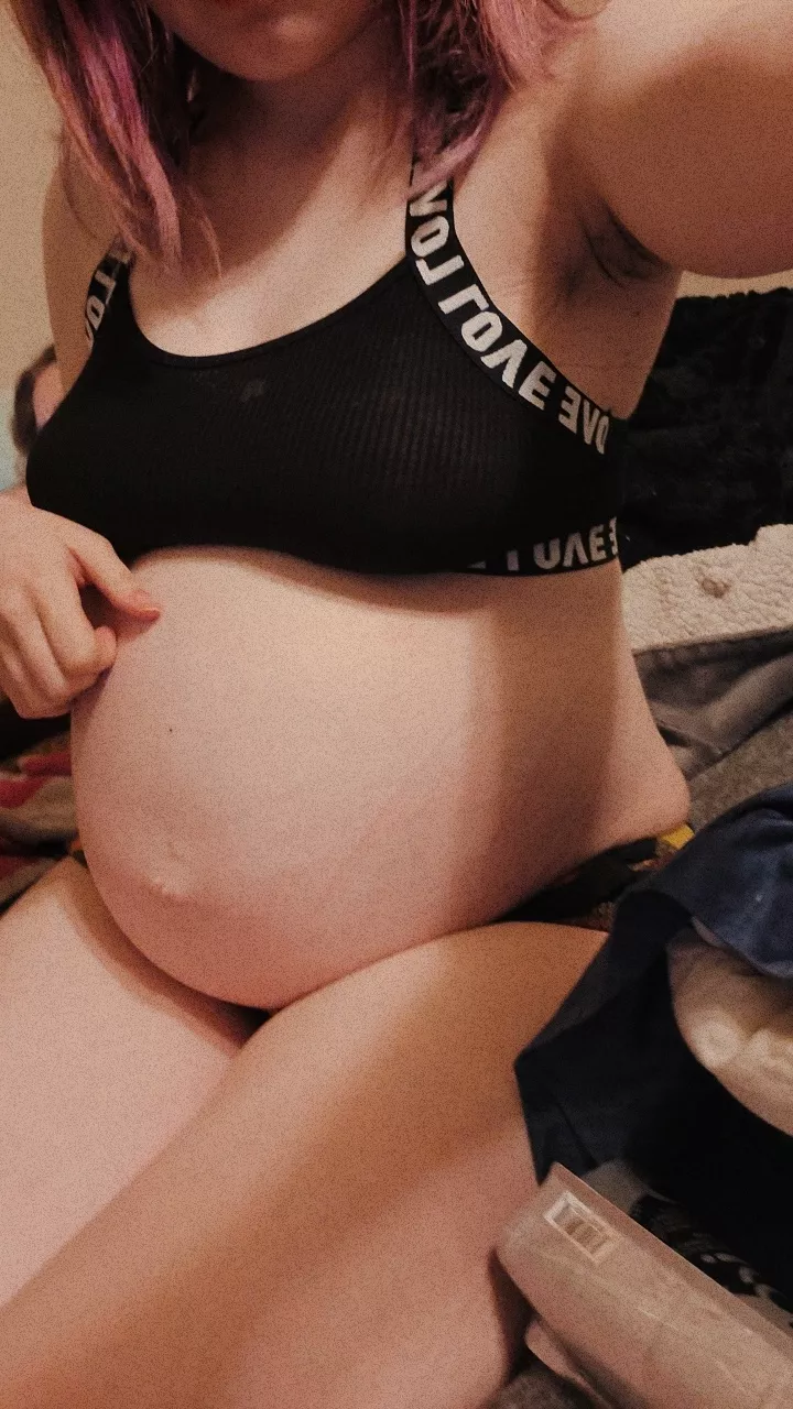 Love these stillshots. I don't even look capable of all the naughty things I do behind closed doors 😘