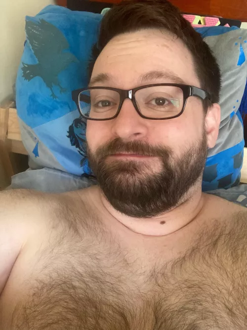 Need snuggles! DMs open