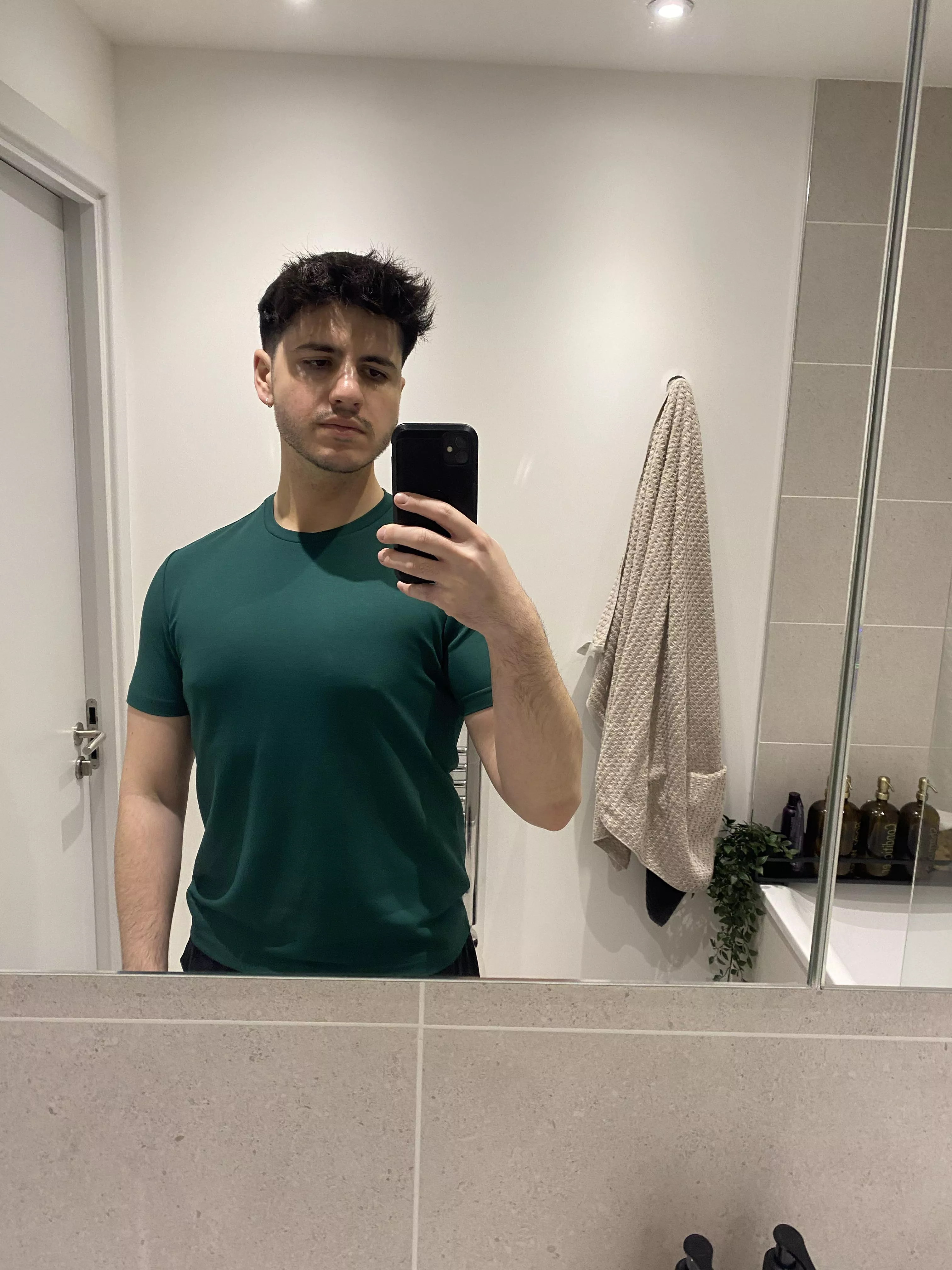 Ngl I like this colour a lot Ngl I like this colour a lot