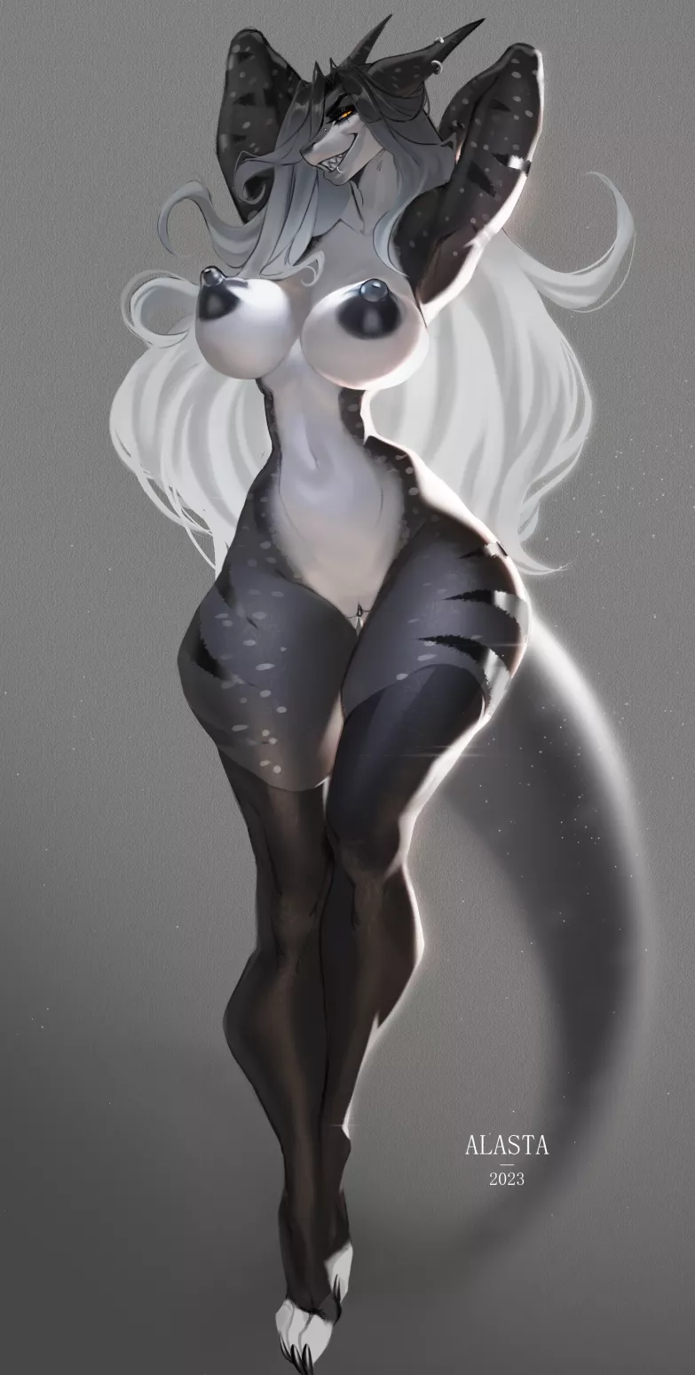 Shark Babe [F] (ALASTA)