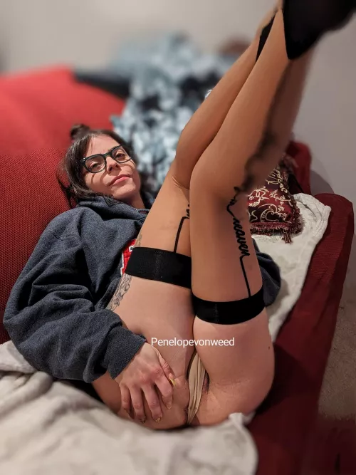 The best is when you get the little squish from tight socks 😚👌