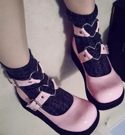 Wish me luck...wearing these during some quick errands!