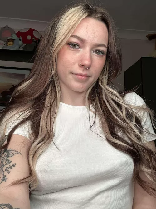 Would you manage to hold eye contact for the first 10 seconds