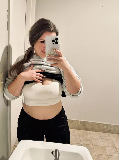 Would you meet me for a quickie?😈