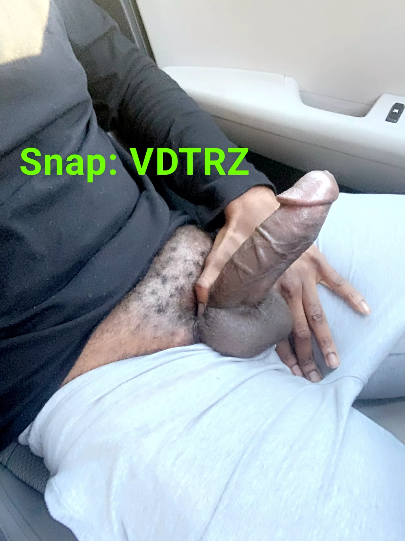 22 BBC here any help to make me cum