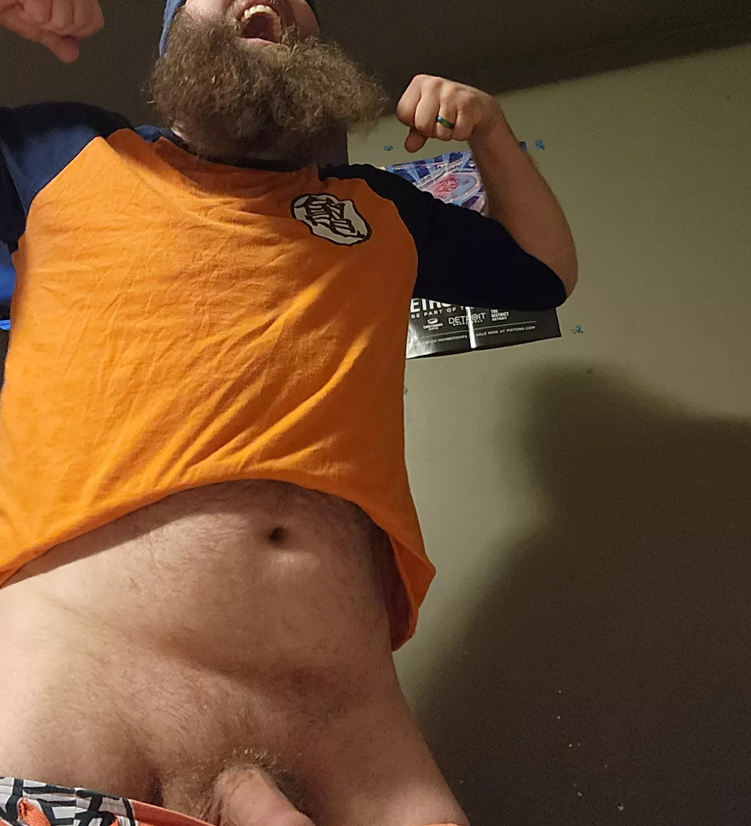 A Cub trying to go Super Saiyan. 🤪💪
