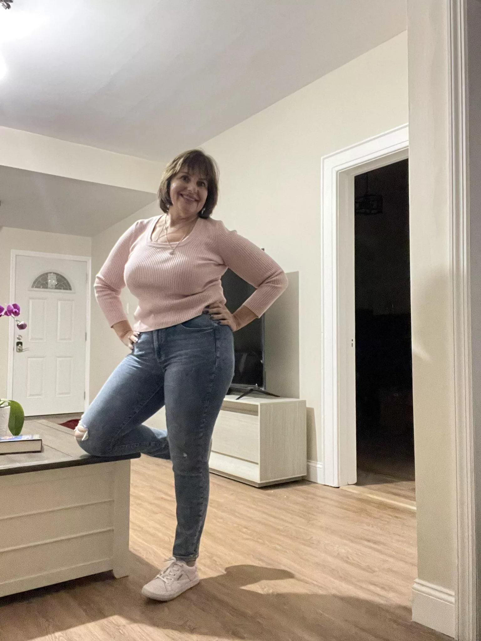 Being thick and busty is the new sexy